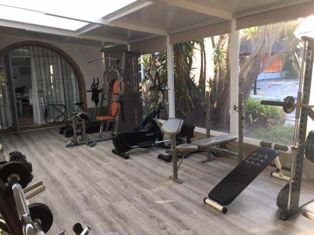 Villa Torrealta, 4000 M2 加的斯 外观 照片