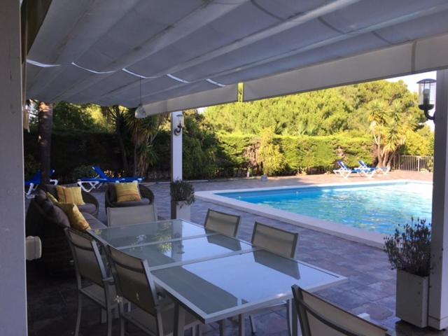 Villa Torrealta, 4000 M2 加的斯 外观 照片