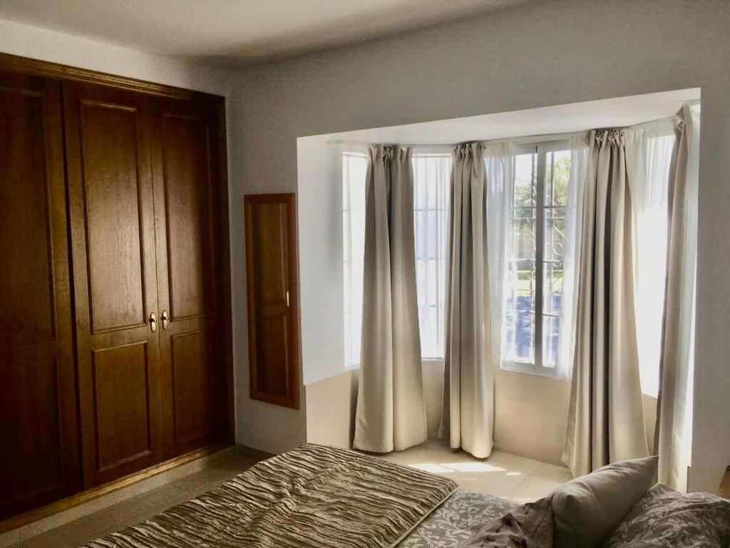 Villa Torrealta, 4000 M2 加的斯 外观 照片