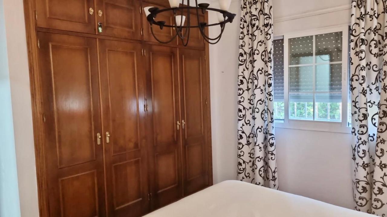 Villa Torrealta, 4000 M2 加的斯 外观 照片
