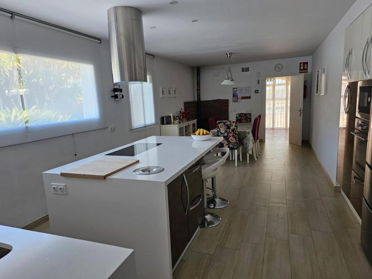 Villa Torrealta, 4000 M2 加的斯 外观 照片